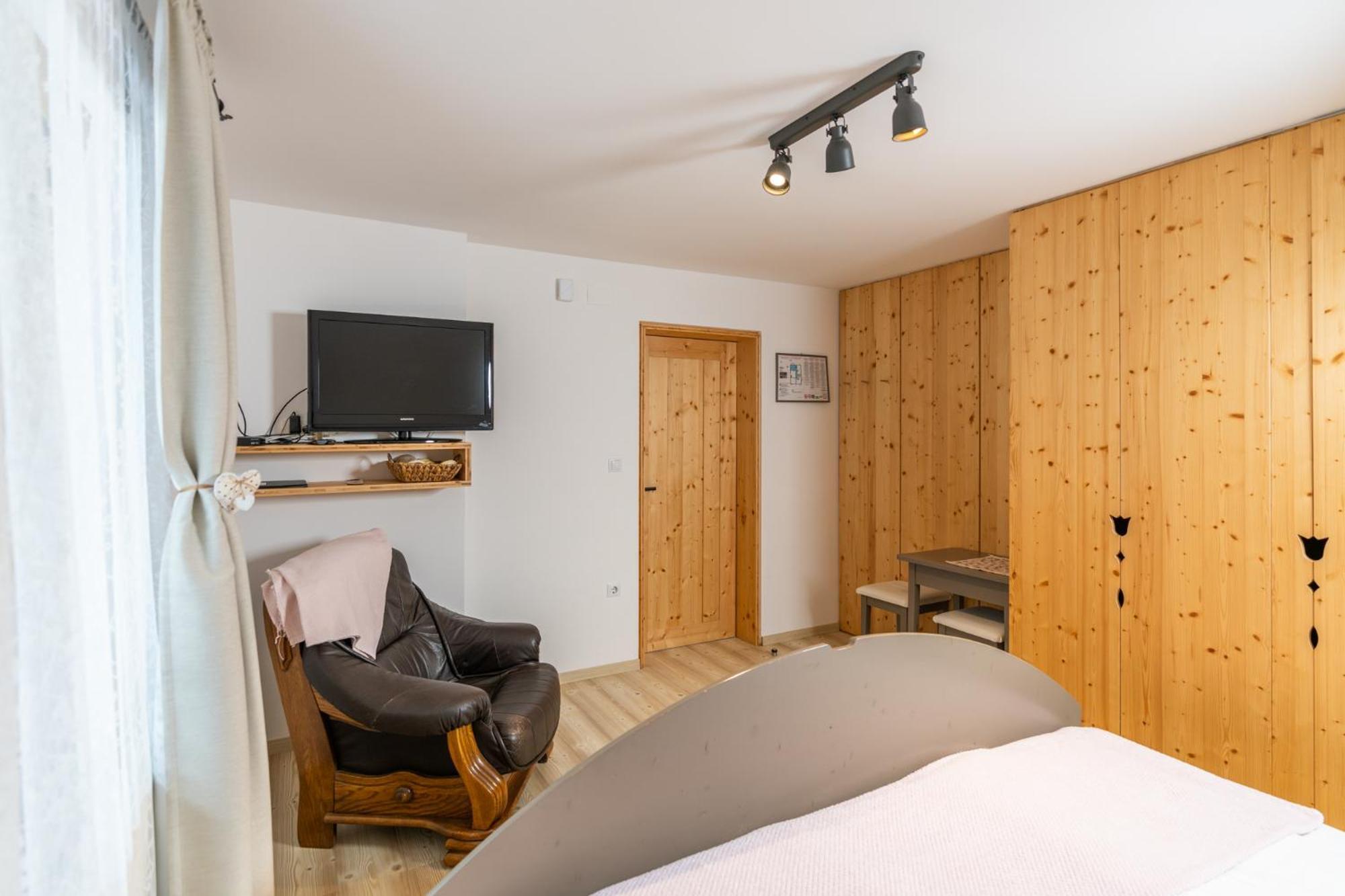 Hisa Erlah Hotel Bohinj Exterior photo